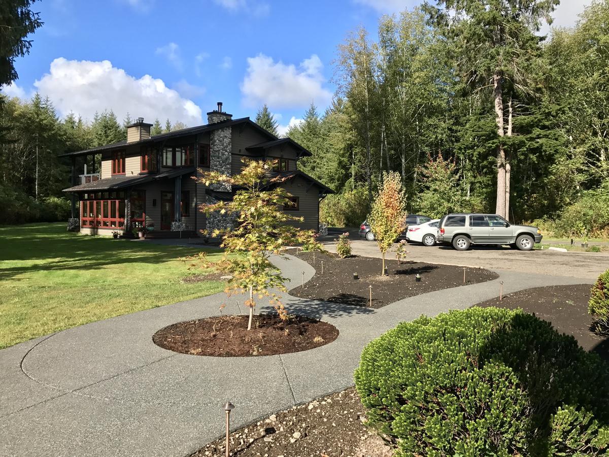 Quillayute River Resort *